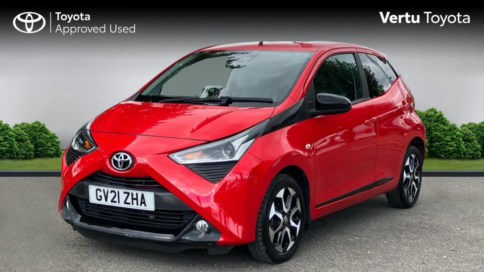 Toyota Aygo 1.0 VVT-i X-Trend TSS 5dr x-shift Petrol Hatchback - Image 3