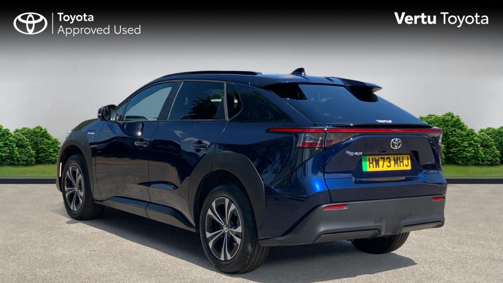 Toyota bZ4X 150kW Motion 71.4kWh 5dr Auto Electric Hatchback - Image 4