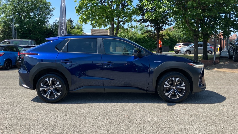 Toyota bZ4X 150kW Motion 71.4kWh 5dr Auto Electric Hatchback - Image 23