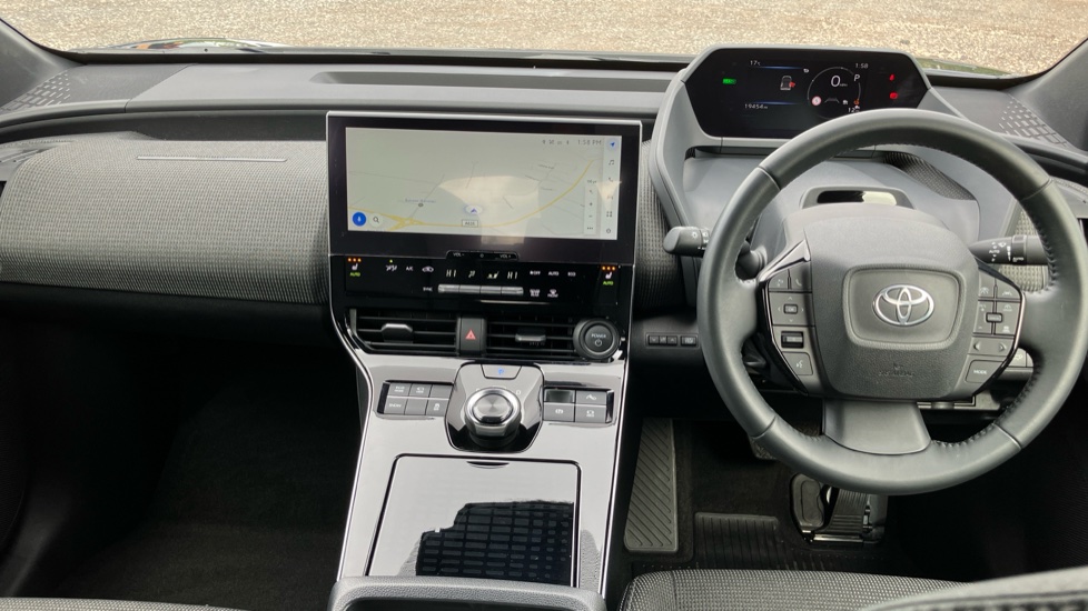 Toyota bZ4X 150kW Motion 71.4kWh 5dr Auto [11kW] Electric Hatchback - Image 6