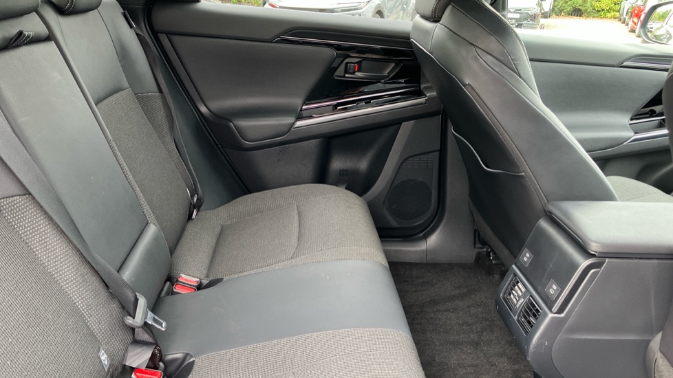 Toyota bZ4X 150kW Motion 71.4kWh 5dr Auto [11kW] Electric Hatchback - Image 8
