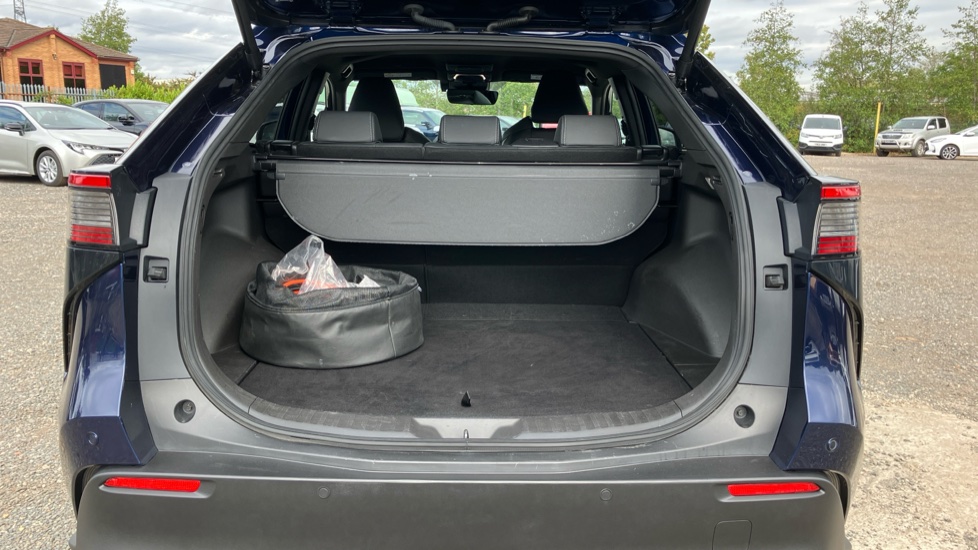 Toyota bZ4X 150kW Motion 71.4kWh 5dr Auto [11kW] Electric Hatchback - Image 13