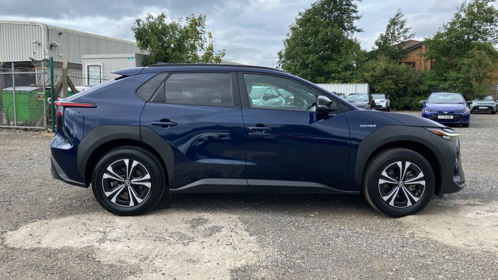 Toyota bZ4X 150kW Motion 71.4kWh 5dr Auto [11kW] Electric Hatchback - Image 23