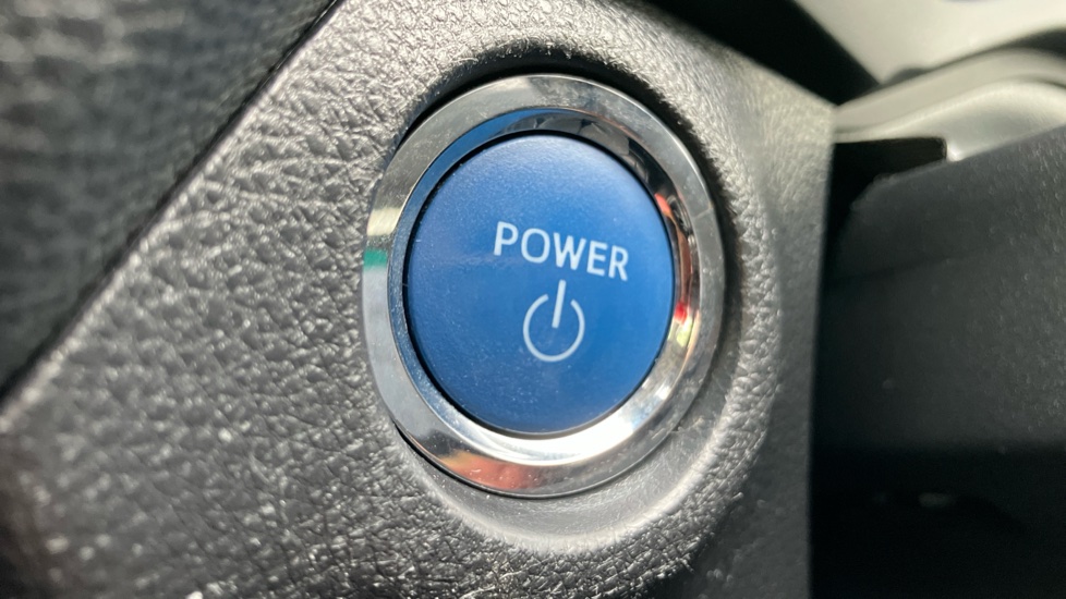 Toyota RAV4 2.5 VVT-i Hybrid Excel 5dr CVT 2WD Hybrid Estate - Image 16