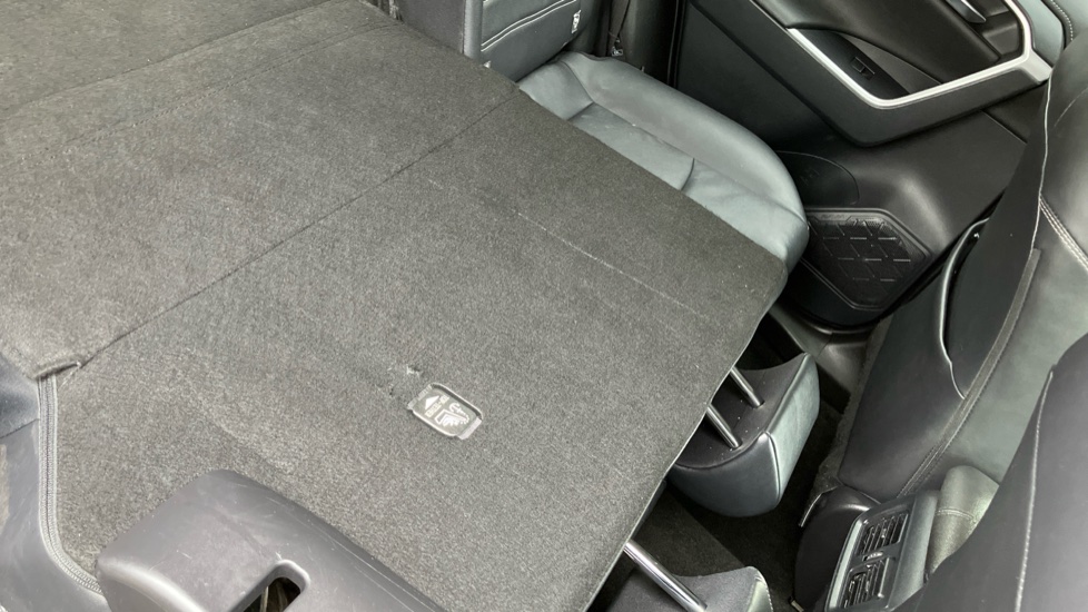 Toyota RAV4 2.5 VVT-i Hybrid Excel 5dr CVT 2WD Hybrid Estate - Image 18