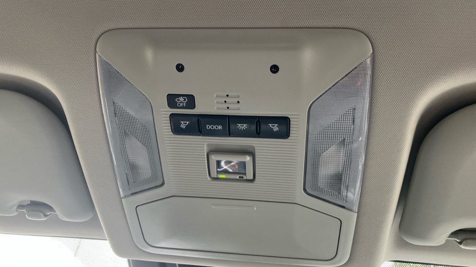 Toyota RAV4 2.5 VVT-i Hybrid Excel 5dr CVT 2WD Hybrid Estate - Image 27