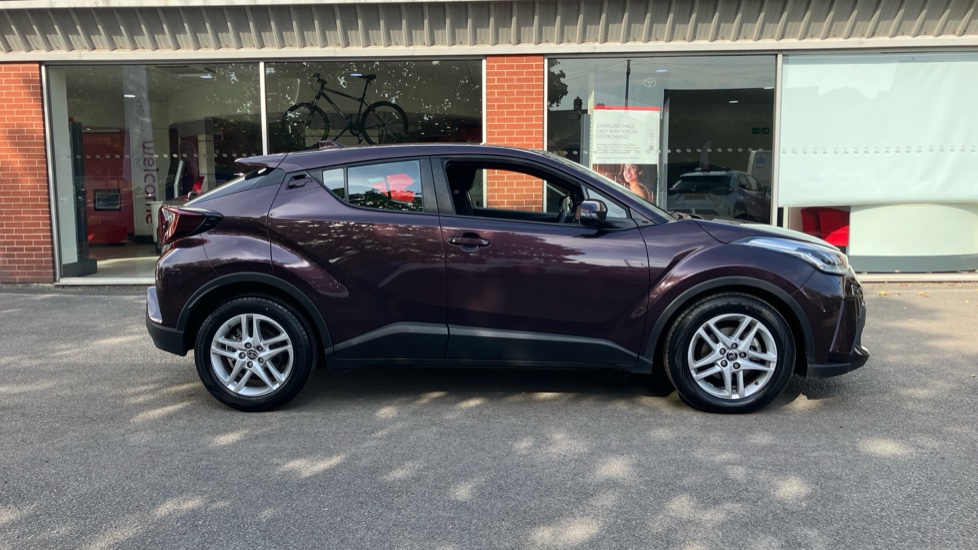 Toyota C-HR 1.8 Hybrid Icon 5dr CVT Hybrid Hatchback - Image 23