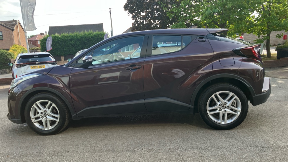 Toyota C-HR 1.8 Hybrid Icon 5dr CVT Hybrid Hatchback - Image 24