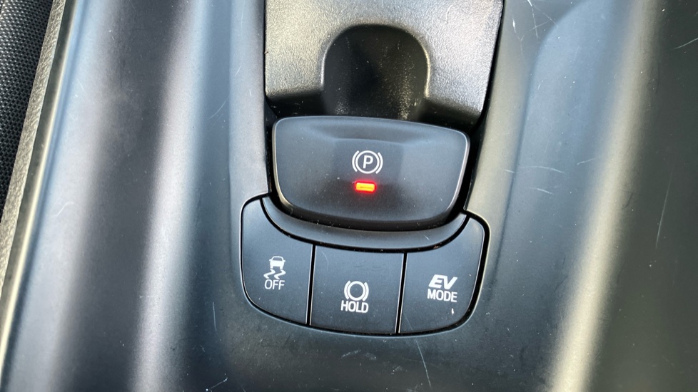 Toyota C-HR 1.8 Hybrid Icon 5dr CVT Hybrid Hatchback - Image 29
