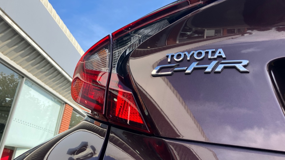 Toyota C-HR 1.8 Hybrid Icon 5dr CVT Hybrid Hatchback - Image 54