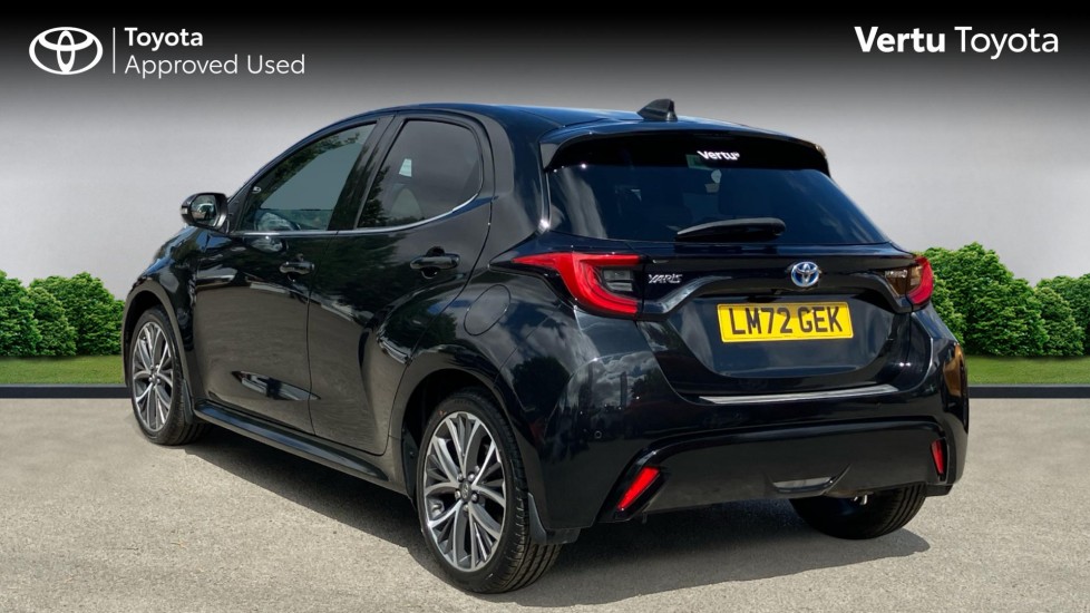 Toyota Yaris 1.5 Hybrid Excel 5dr CVT Hybrid Hatchback - Image 4