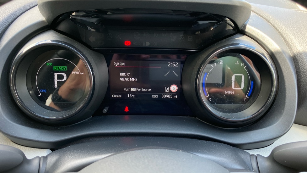 Toyota Yaris 1.5 Hybrid Excel 5dr CVT Hybrid Hatchback - Image 11