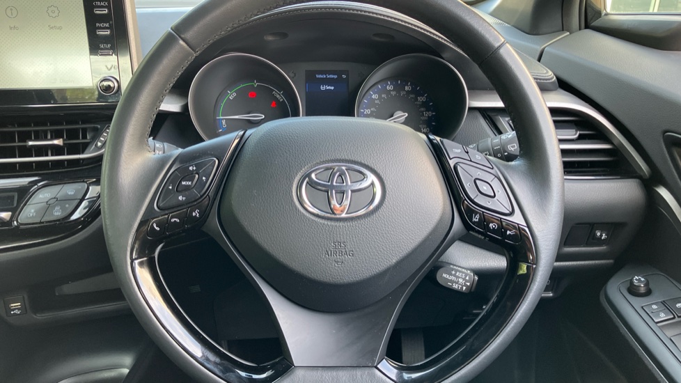 Toyota C-HR 1.8 Hybrid Icon 5dr CVT Hybrid Hatchback - Image 10