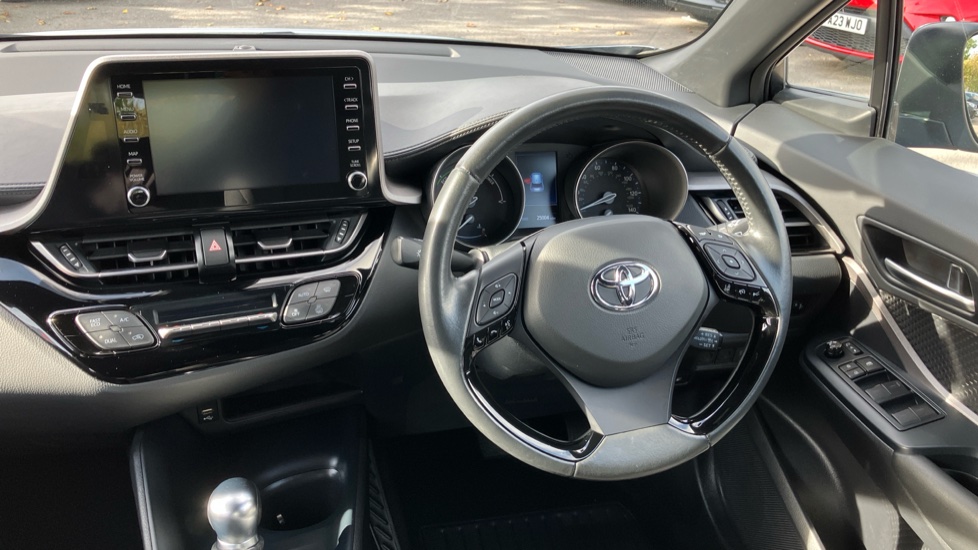 Toyota C-HR 1.8 Hybrid Icon 5dr CVT Hybrid Hatchback - Image 7