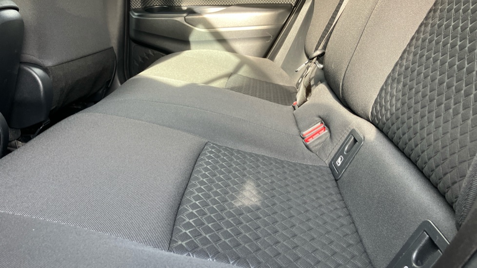 Toyota C-HR 1.8 Hybrid Icon 5dr CVT Hybrid Hatchback - Image 17