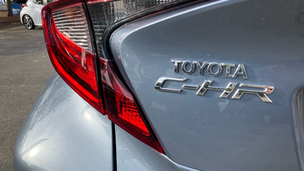 Toyota C-HR 1.8 Hybrid Icon 5dr CVT Hybrid Hatchback - Image 21
