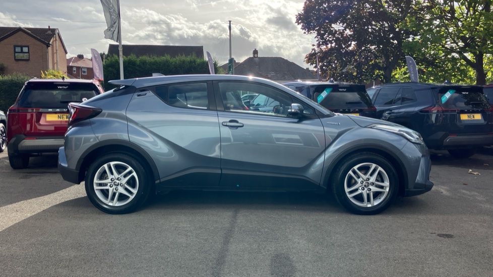Toyota C-HR 1.8 Hybrid Icon 5dr CVT Hybrid Hatchback - Image 23