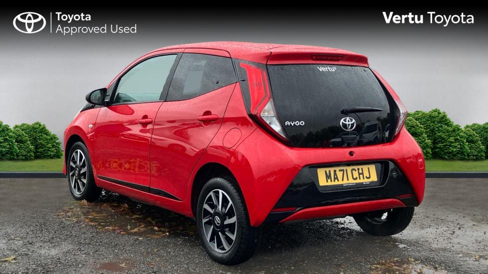 Toyota Aygo 1.0 VVT-i X-Trend TSS 5dr Petrol Hatchback - Image 4