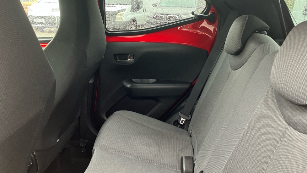 Toyota Aygo 1.0 VVT-i X-Trend TSS 5dr Petrol Hatchback - Image 15