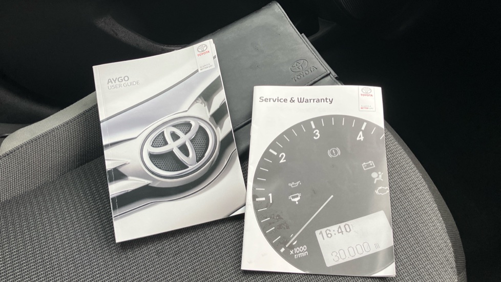 Toyota Aygo 1.0 VVT-i X-Trend TSS 5dr Petrol Hatchback - Image 27