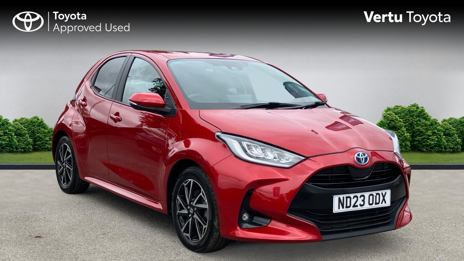 Toyota Yaris listing photo