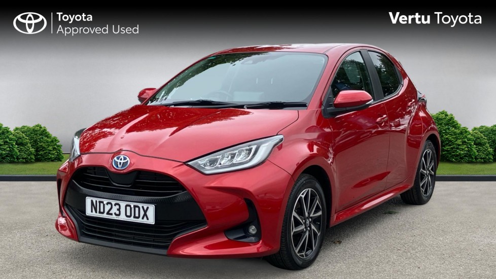 Toyota Yaris 1.5 Hybrid Design 5dr CVT Hybrid Hatchback - Image 3