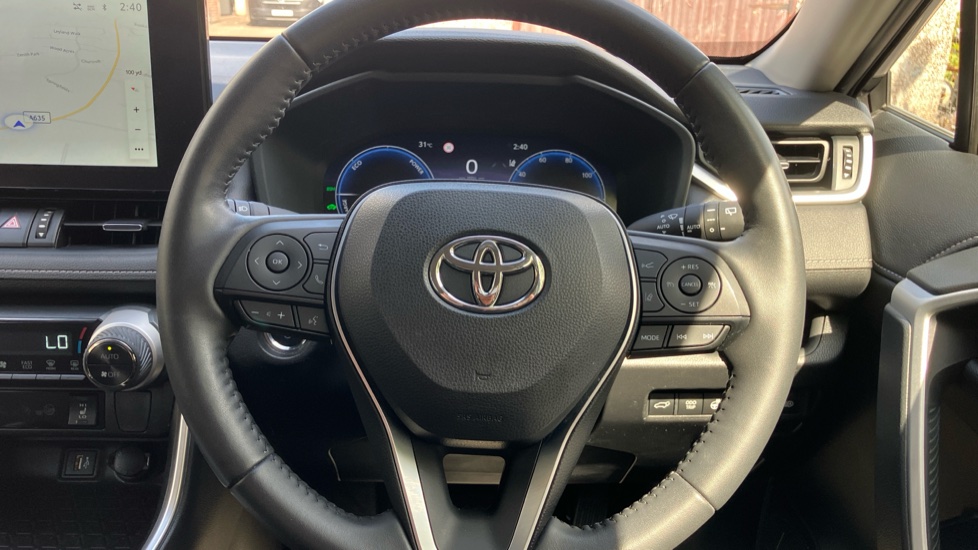 Toyota RAV4 2.5 VVT-i Hybrid Excel 5dr CVT 2WD Hybrid Estate - Image 10