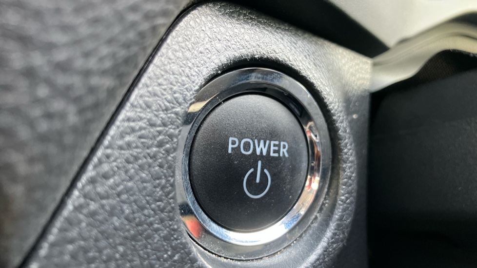 Toyota RAV4 2.5 VVT-i Hybrid Excel 5dr CVT 2WD Hybrid Estate - Image 16