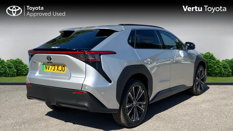 Toyota bZ4X 150kW Vision 71.4kWh 5dr Auto Electric Hatchback - Image 2