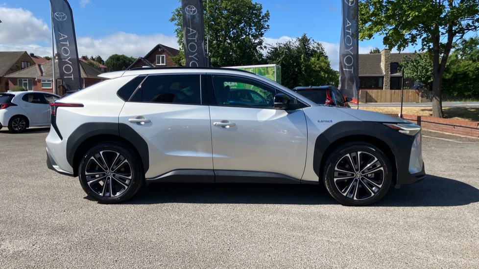 Toyota bZ4X 150kW Vision 71.4kWh 5dr Auto Electric Hatchback - Image 23