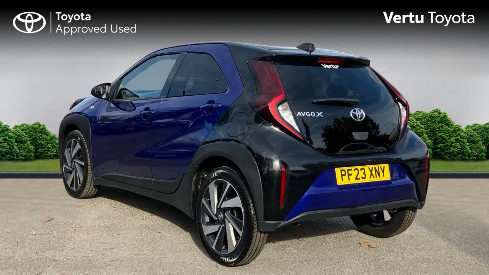 Toyota Aygo X 1.0 VVT-i Edge 5dr Auto Petrol Hatchback - Image 4