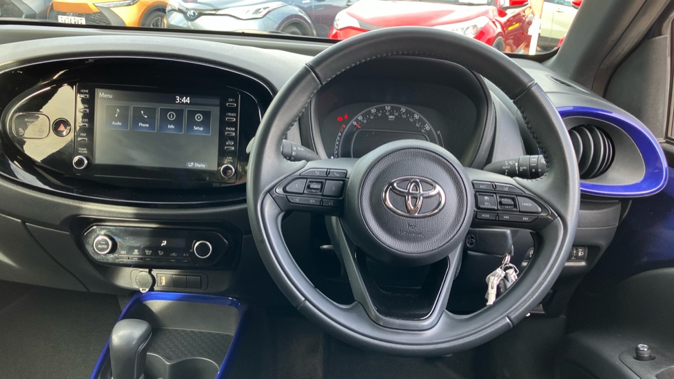 Toyota Aygo X 1.0 VVT-i Edge 5dr Auto Petrol Hatchback - Image 7