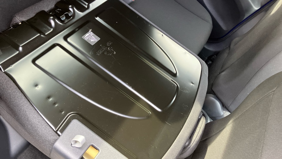 Toyota Aygo X 1.0 VVT-i Edge 5dr Auto Petrol Hatchback - Image 18
