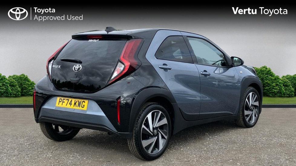 Toyota Aygo X 1.0 VVT-i Edge 5dr Petrol Hatchback - Image 2