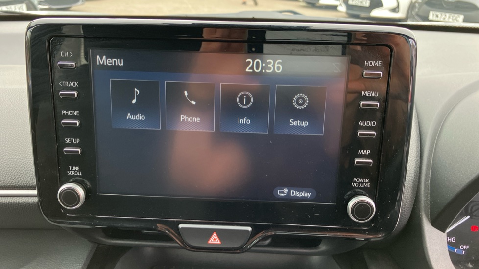 Toyota Yaris Cross 1.5 Hybrid Design 5dr CVT Hybrid Estate - Image 9