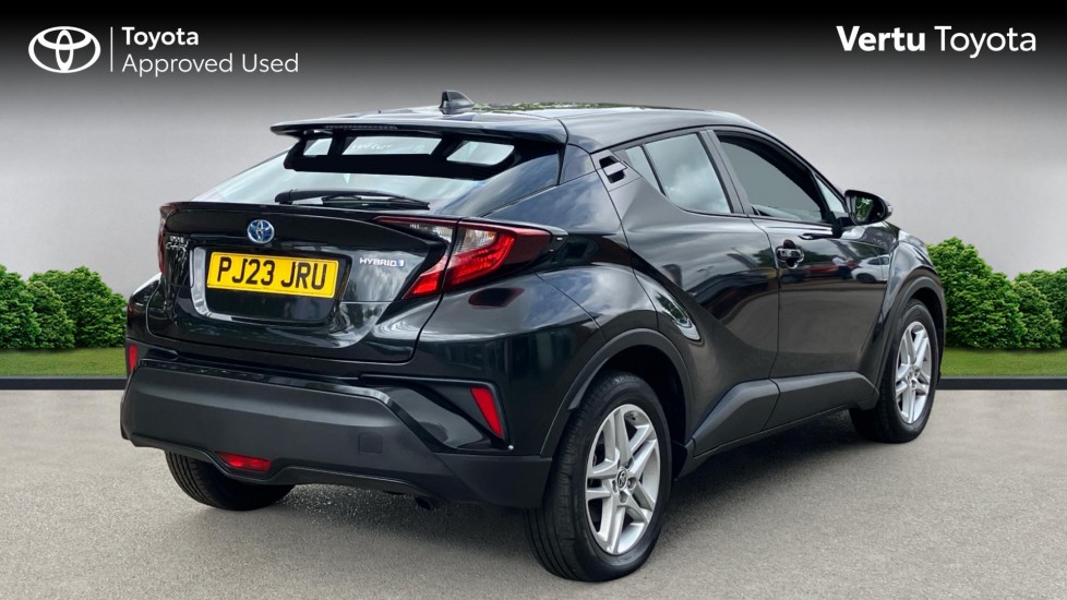 Toyota C-HR 1.8 Hybrid Icon 5dr CVT Hybrid Hatchback - Image 2