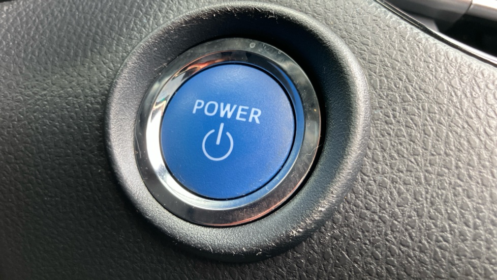 Toyota C-HR 1.8 Hybrid Icon 5dr CVT Hybrid Hatchback - Image 16