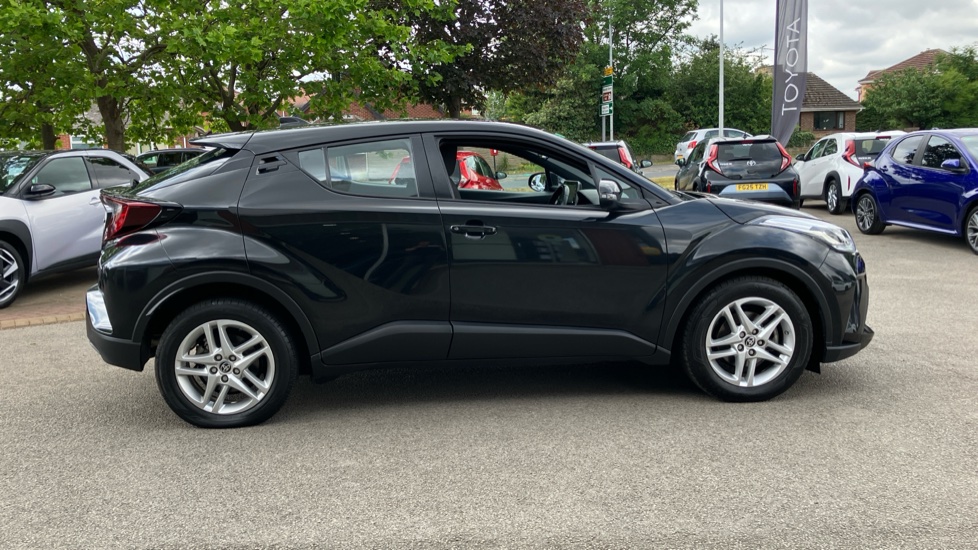 Toyota C-HR 1.8 Hybrid Icon 5dr CVT Hybrid Hatchback - Image 23