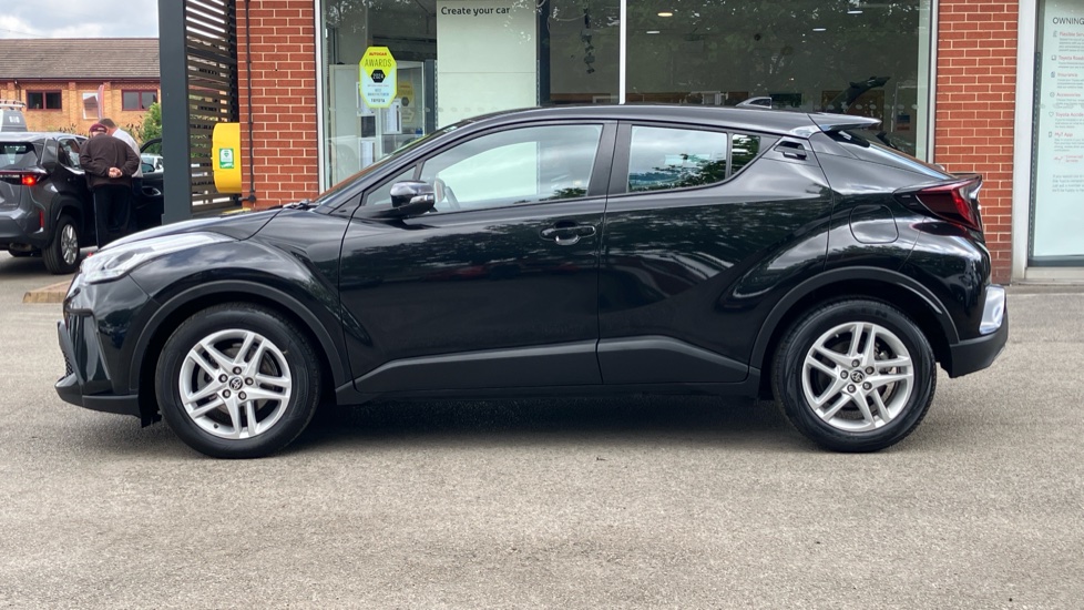 Toyota C-HR 1.8 Hybrid Icon 5dr CVT Hybrid Hatchback - Image 24