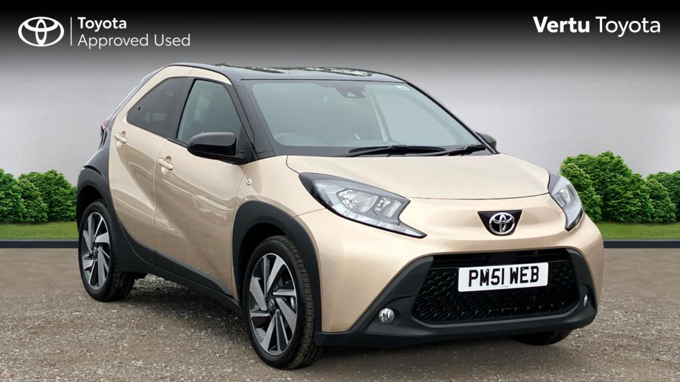 Toyota Aygo X 1.0 VVT-i Edge 5dr Auto Petrol Hatchback - Image 1