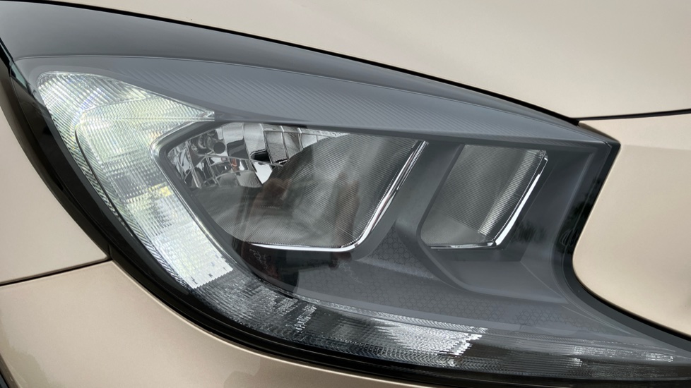 Toyota Aygo X 1.0 VVT-i Edge 5dr Auto Petrol Hatchback - Image 20