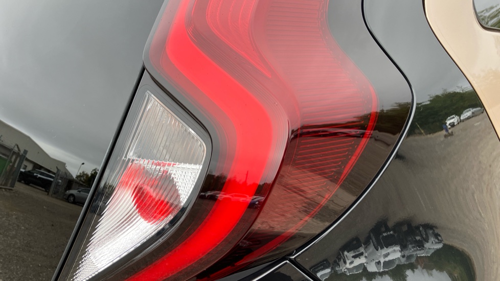 Toyota Aygo X 1.0 VVT-i Edge 5dr Auto Petrol Hatchback - Image 21