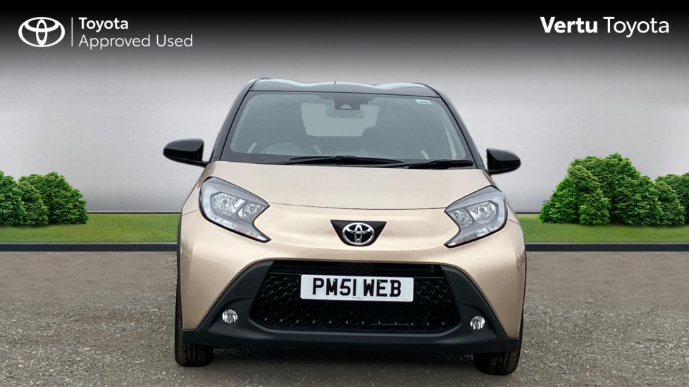 Toyota Aygo X 1.0 VVT-i Edge 5dr Auto Petrol Hatchback - Image 22