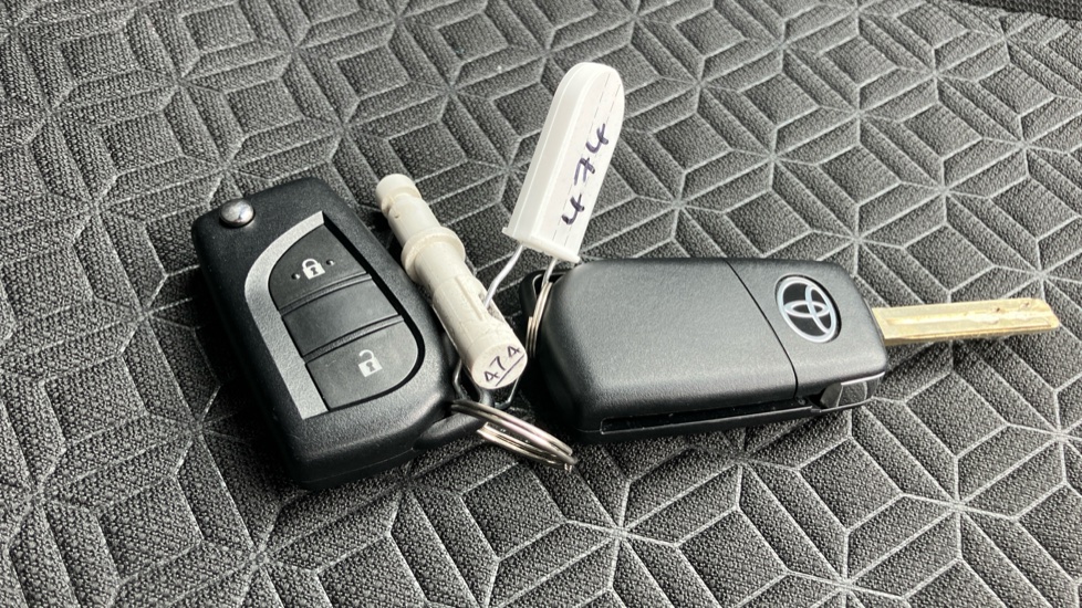 Toyota Aygo X 1.0 VVT-i Edge 5dr Auto Petrol Hatchback - Image 28