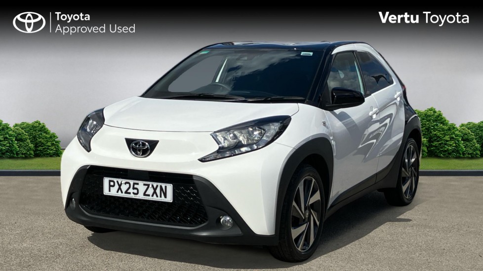 Toyota Aygo X 1.0 VVT-i Edge 5dr Petrol Hatchback - Image 3