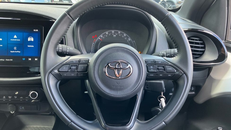 Toyota Aygo X 1.0 VVT-i Edge 5dr Petrol Hatchback - Image 10