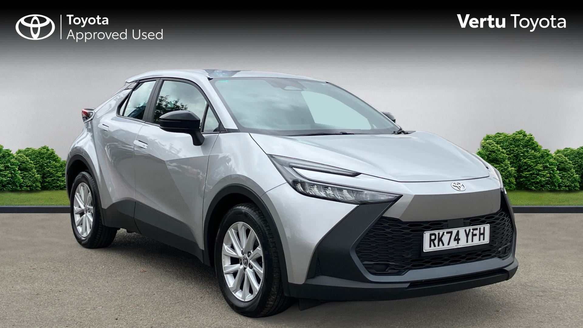 Toyota C-HR listing photo