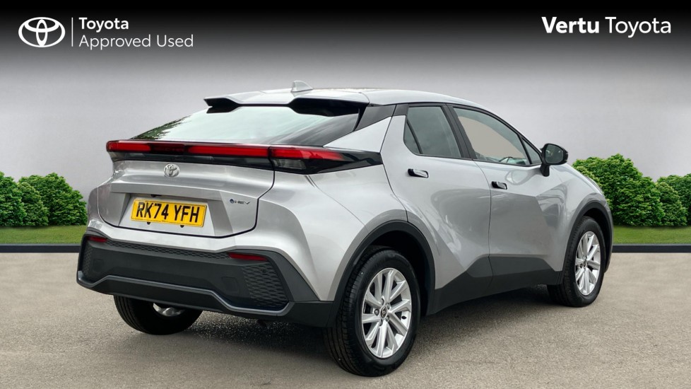 Toyota C-HR 1.8 Hybrid Icon 5dr CVT Hybrid Hatchback - Image 2