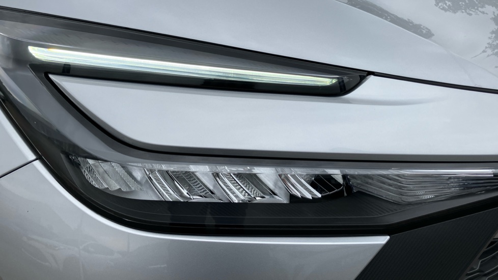 Toyota C-HR 1.8 Hybrid Icon 5dr CVT Hybrid Hatchback - Image 20