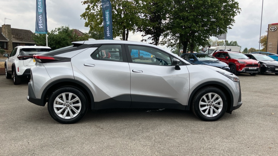 Toyota C-HR 1.8 Hybrid Icon 5dr CVT Hybrid Hatchback - Image 23